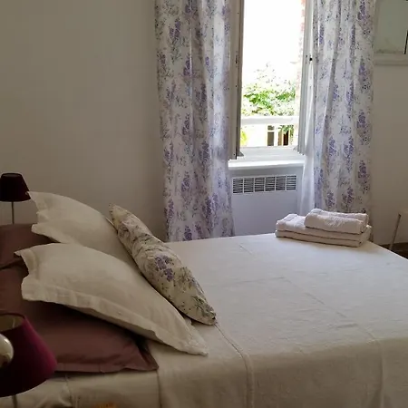 Chateau La Villatade Guest house